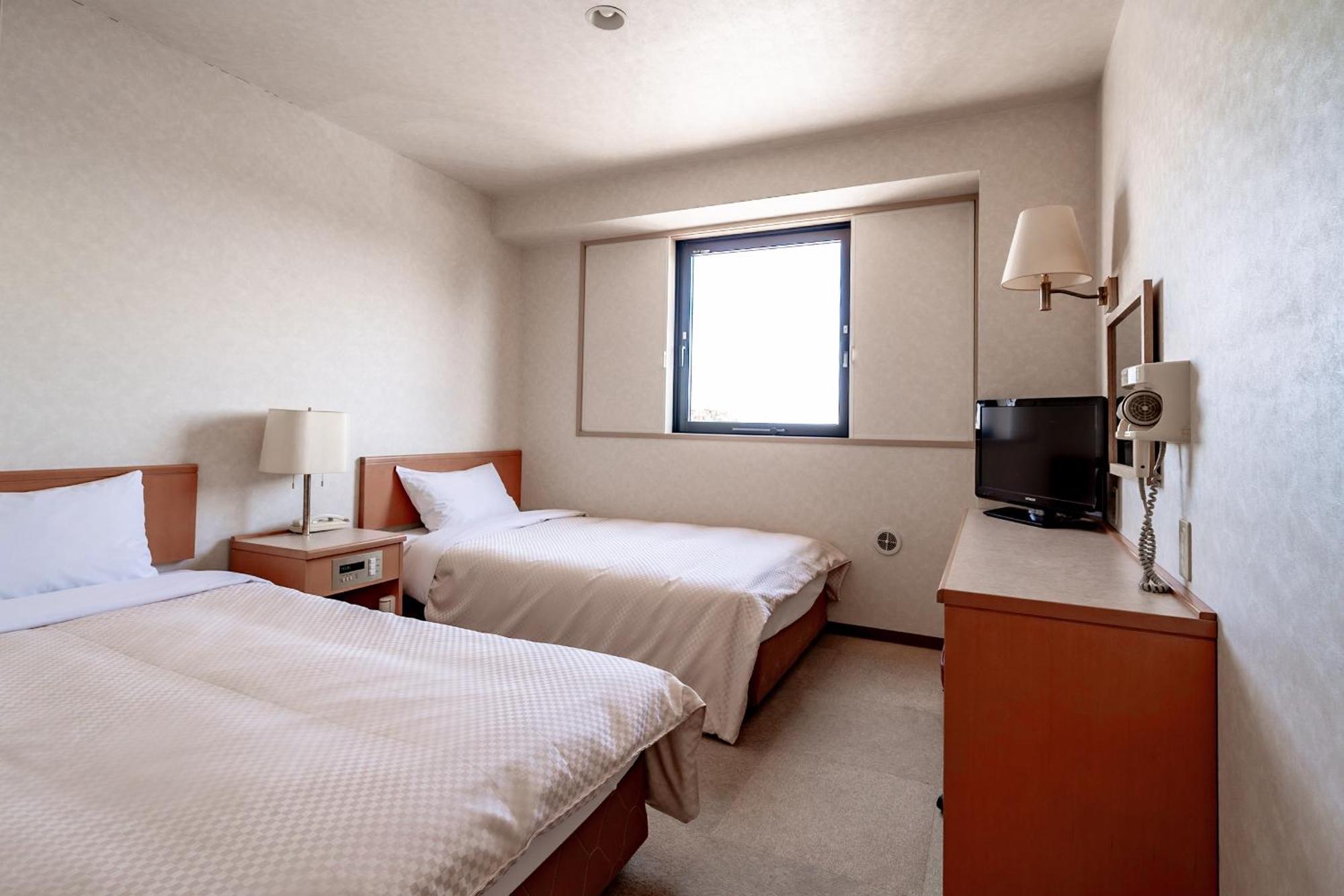 Business Hotel Kg Oita Exterior foto