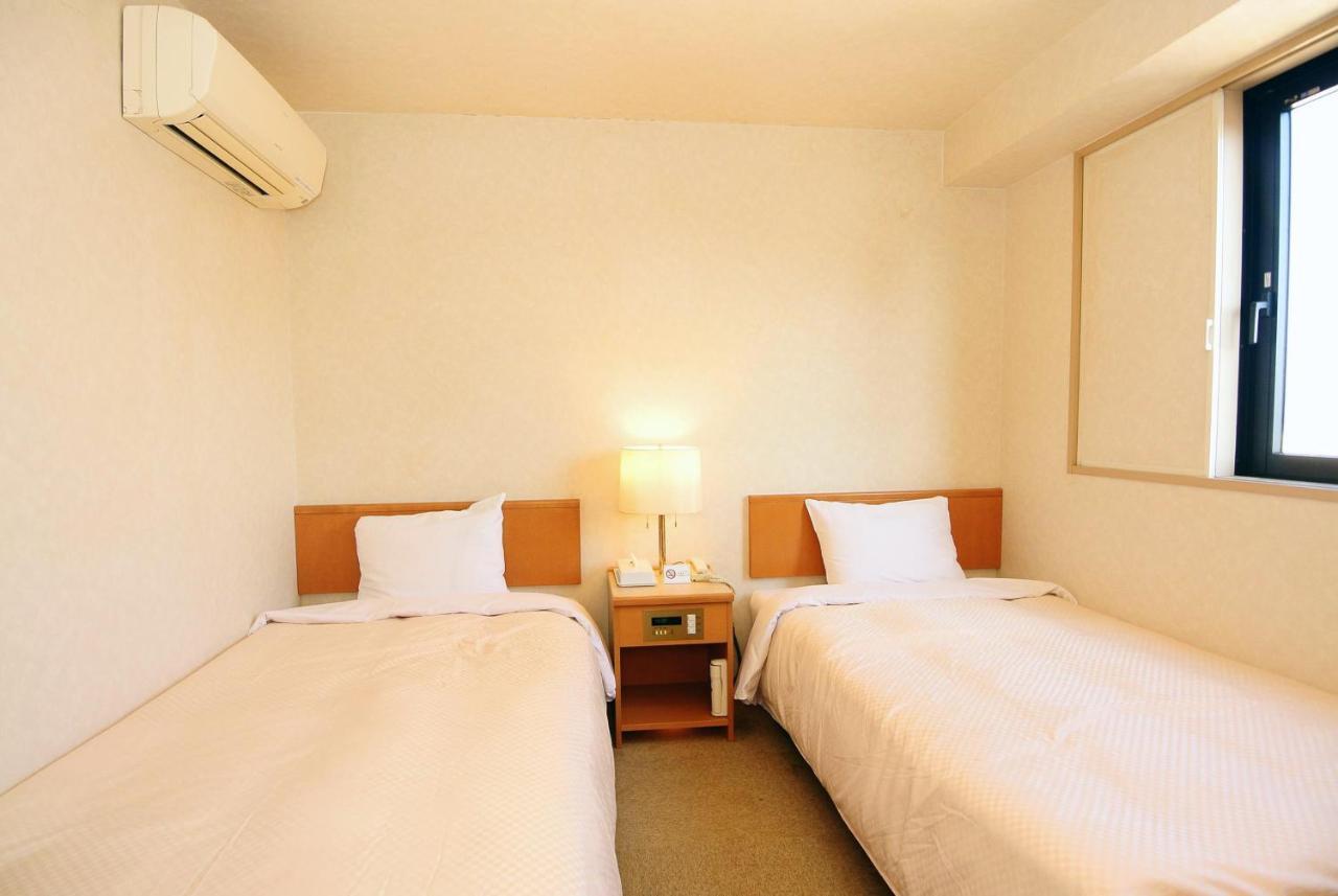 Business Hotel Kg Oita Exterior foto