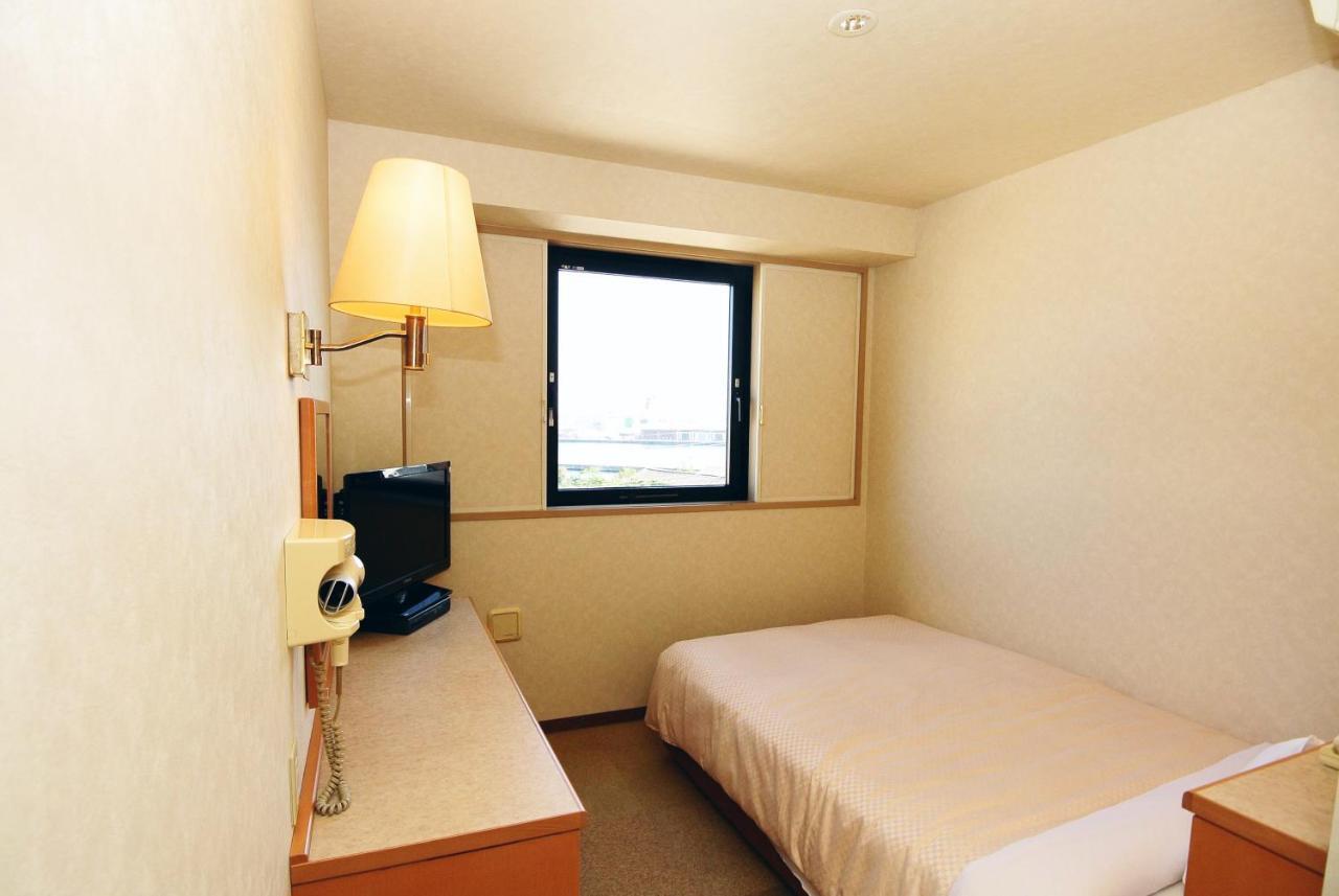 Business Hotel Kg Oita Exterior foto